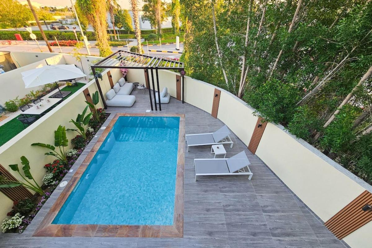 Stunning 4 Bed Villa, Private Pool, Damac Hills Dubai Exterior foto