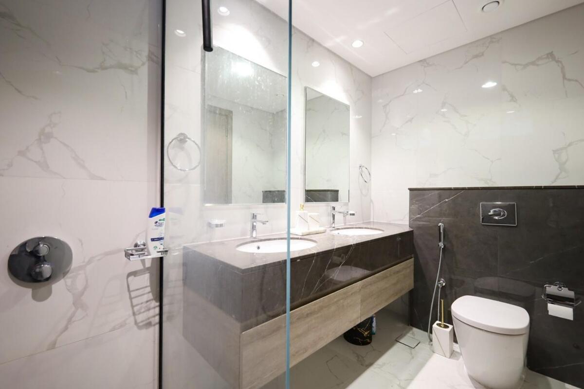 Stunning 4 Bed Villa, Private Pool, Damac Hills Dubai Exterior foto