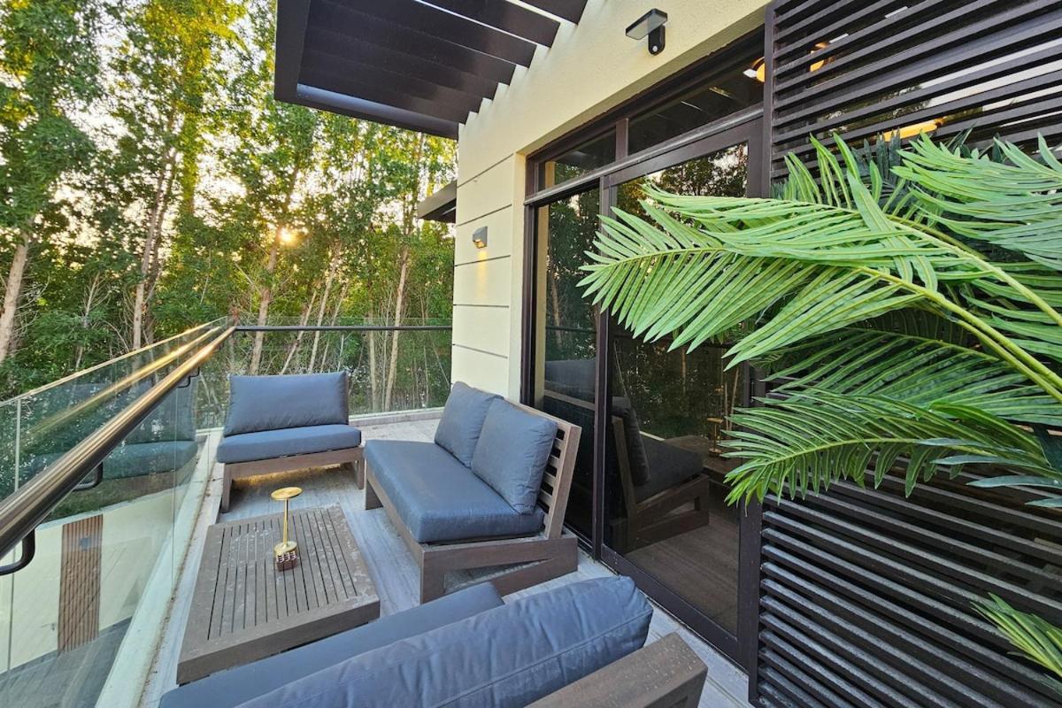 Stunning 4 Bed Villa, Private Pool, Damac Hills Dubai Exterior foto
