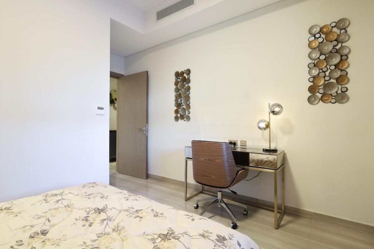 Stunning 4 Bed Villa, Private Pool, Damac Hills Dubai Exterior foto